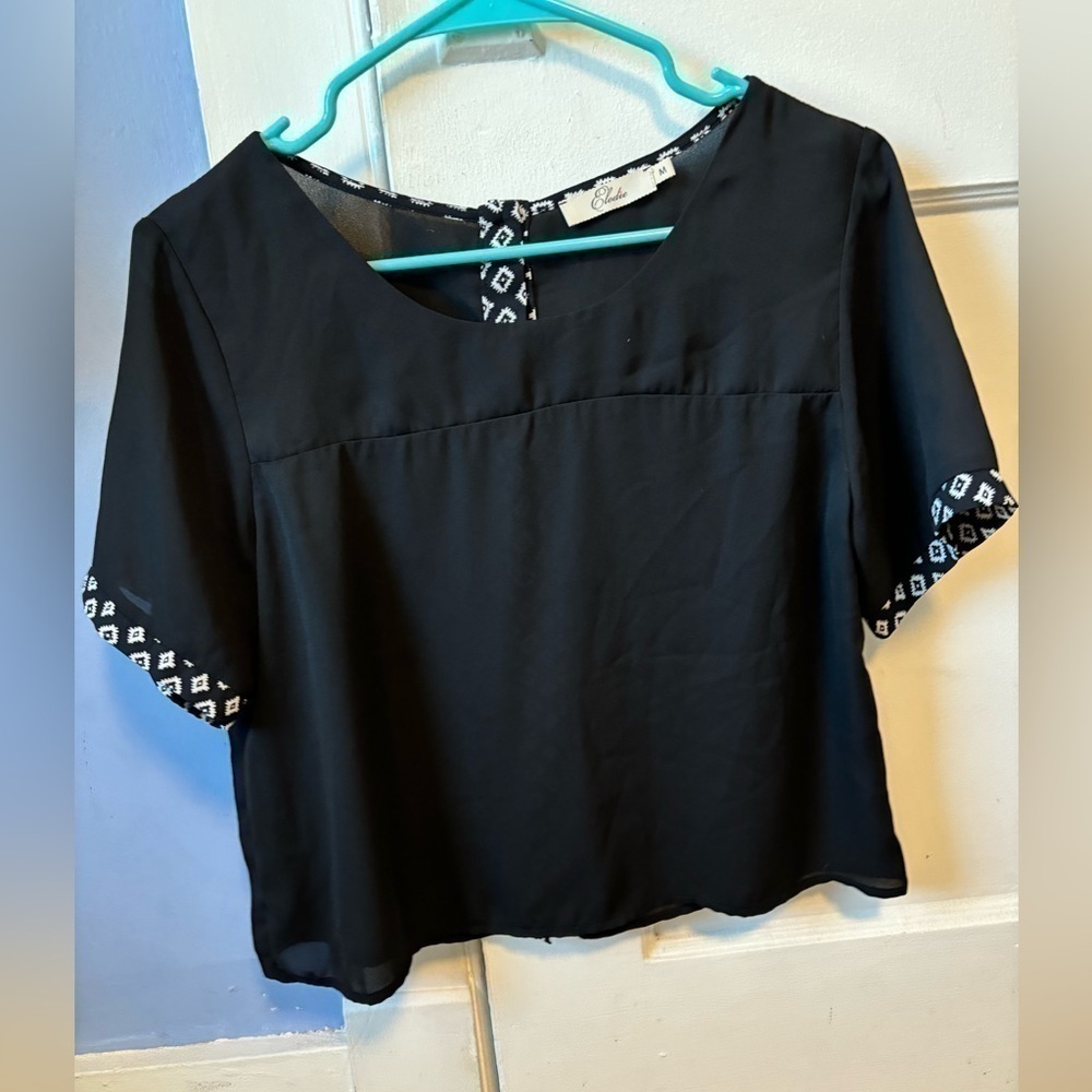 🍀Elodie Black Crop Top